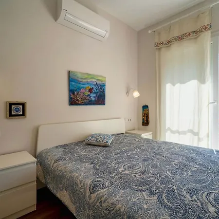 빌라 Charming Large Villa. Ideal For Family Breaks 교젝